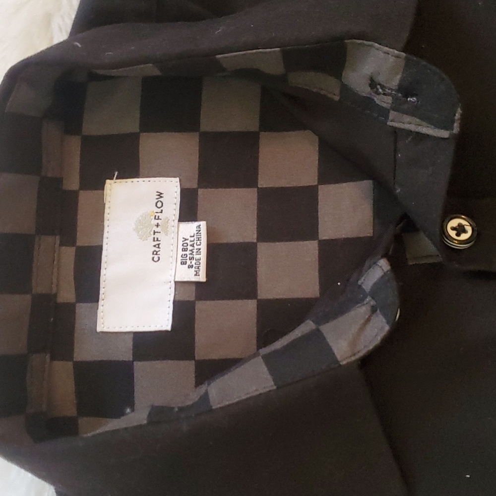Craft + Flow button up - Picture 2 of 2